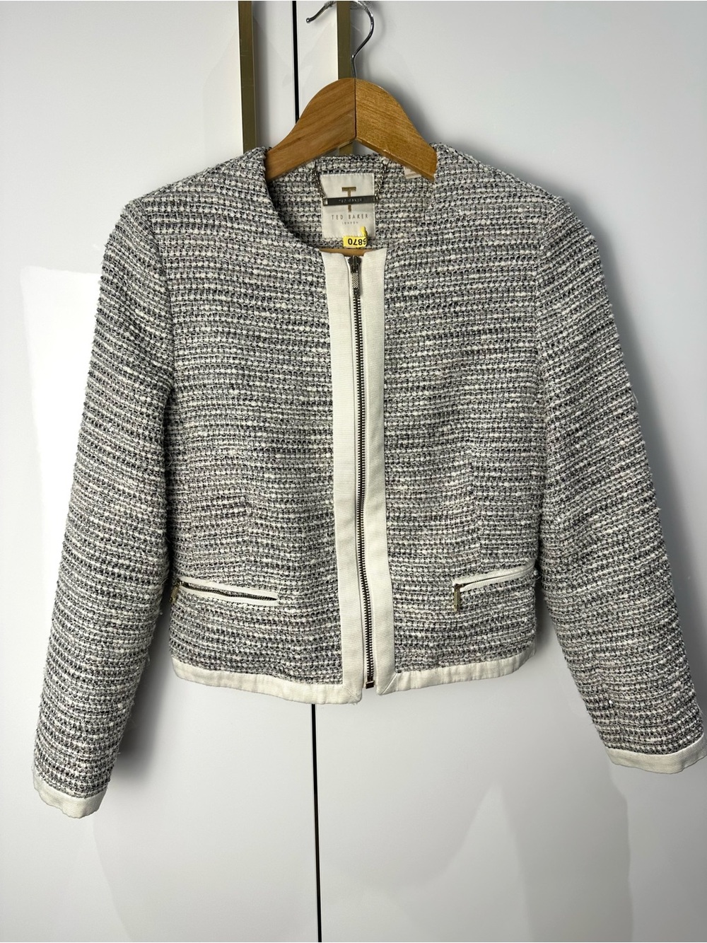 Ted Baker London Bouclé Tweed Cropped Zip Jacket small